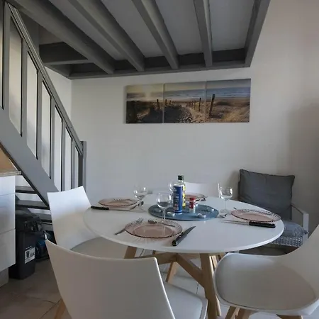 Maison Pour 4 Pers - Terrasse - 300m De La *