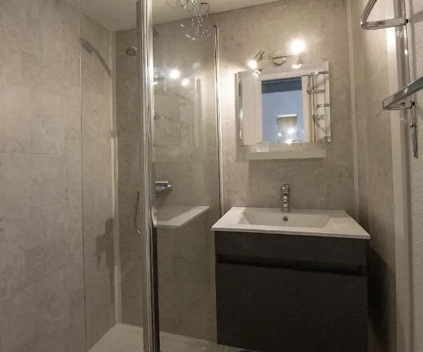 Maison Pour 4 Pers - Terrasse - 300m De La